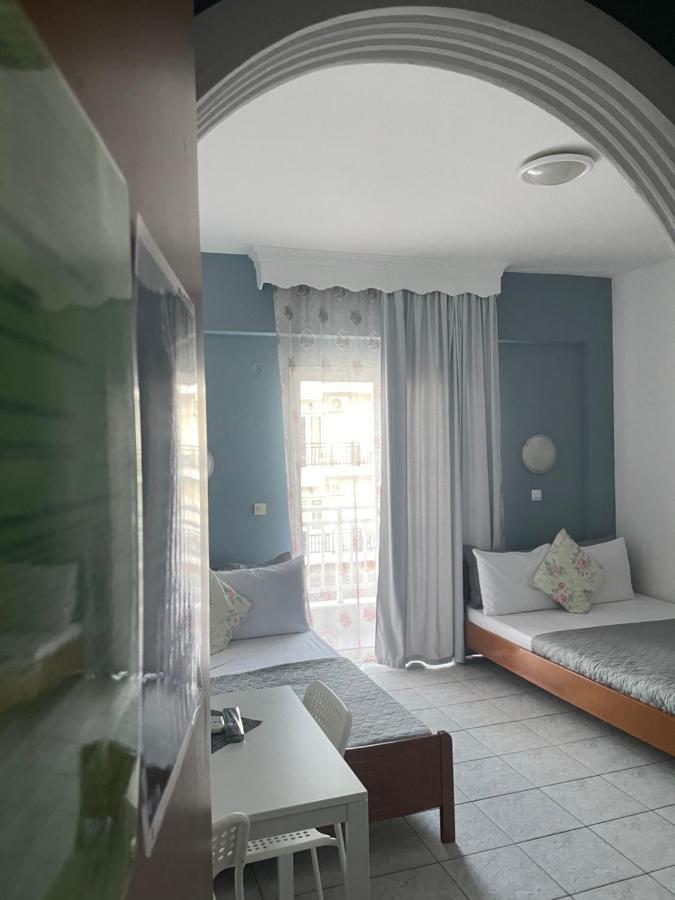 Nisel Seaside Apartment Paralía Exterior foto